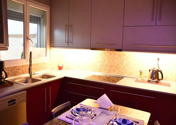 4A House Athens Escape