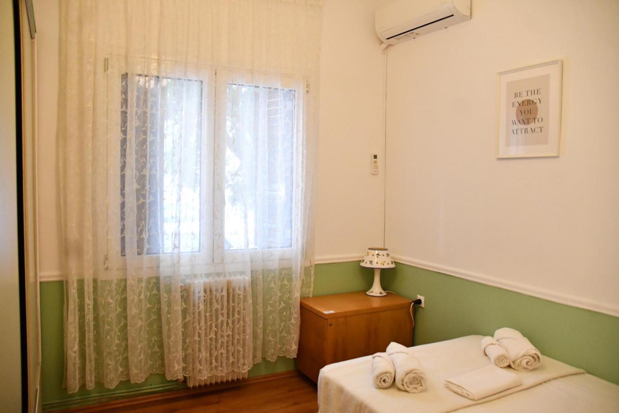 4a House Escape Apartment Athens