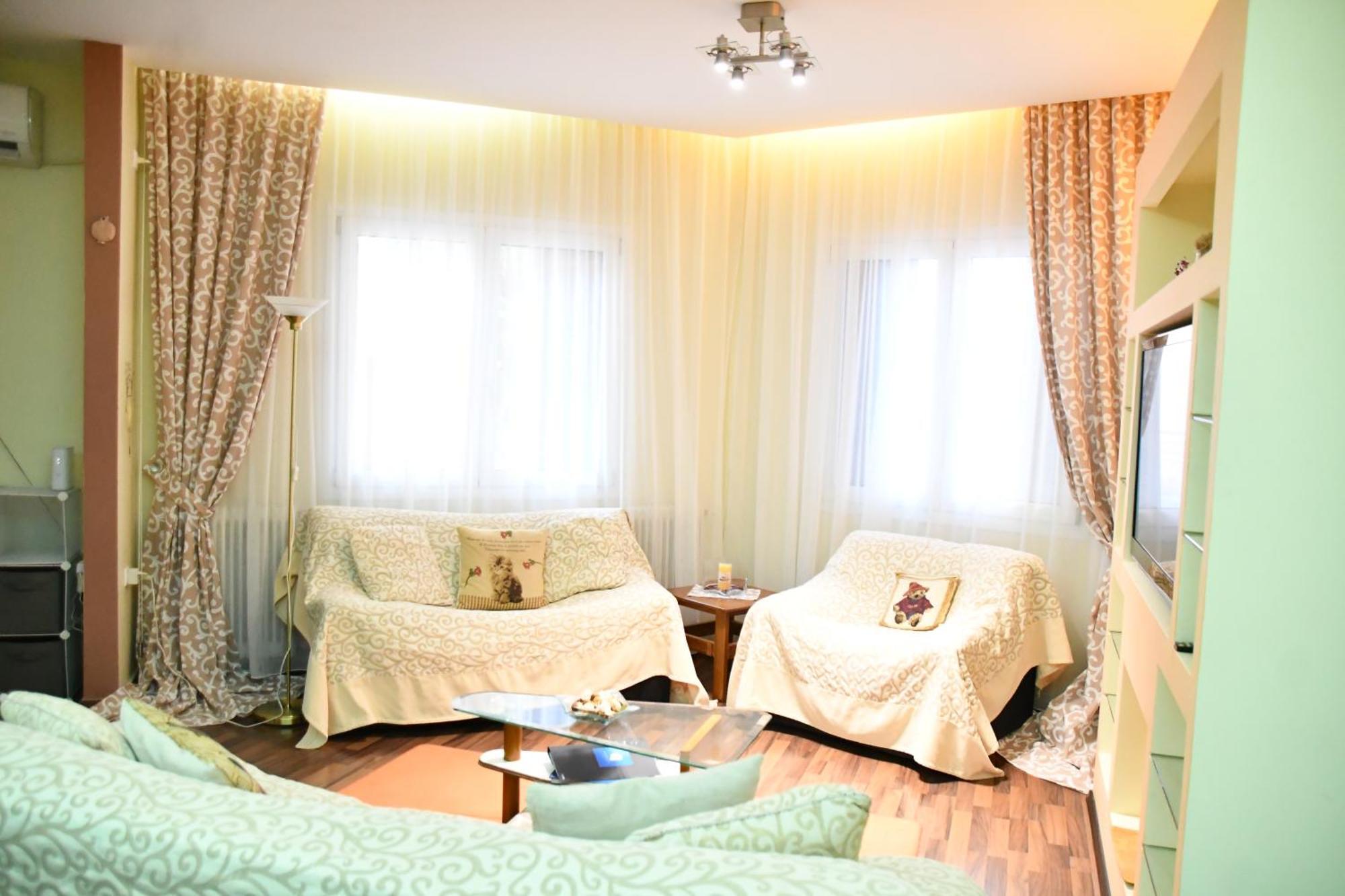 4a House Escape Apartment